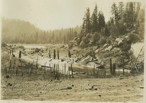 Sequoia Lake bed during repair of damn