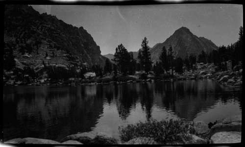 Tarn below Bullfrog Lake