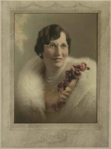 Edna Roberts Lindsay 1928