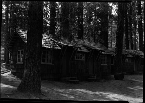 Buildings in Grant Village