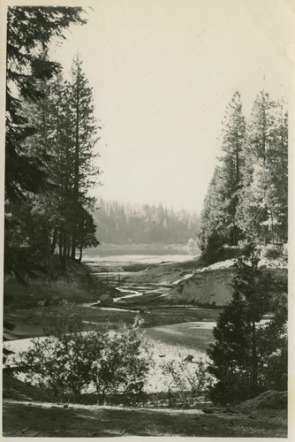 Sequoia Lake Dam stil leaks