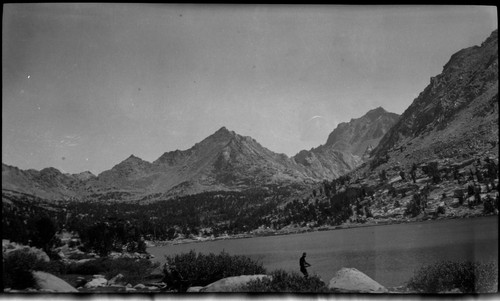 Lake with view of Kearsarge Pass and University Peak, Kearsarge