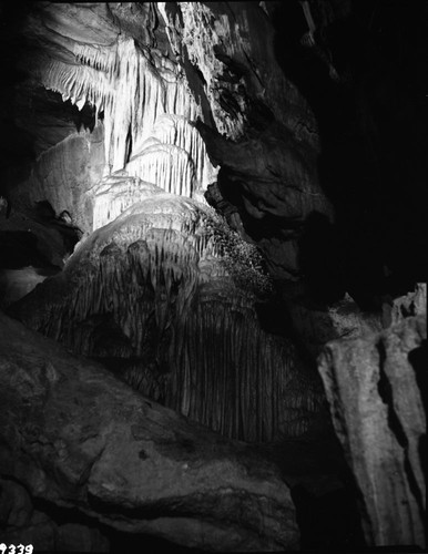 Crystal Cave Interior Formations, Cathedral Room