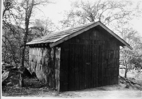 Buildings and utilities, garage at cottage #14
