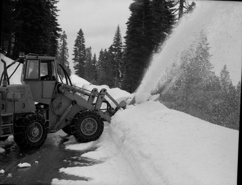 Record Heavy Snows, Vehicles and Equipment, Opening Generals Highway near Little Baldy