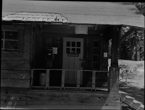 Ranger Stations, Grant Grove Ranger Station