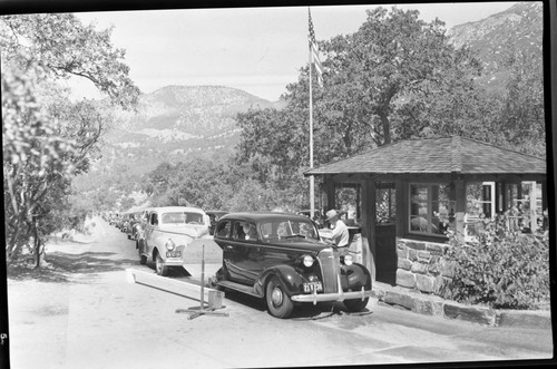 Buildings and Utilities, Vehicular Use, traffic at entrance station