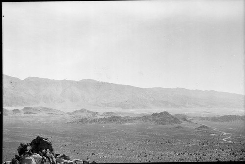 Misc. Valleys, Owens Valley, Alabama Hills and Inyo Mountains (Left of two panels)