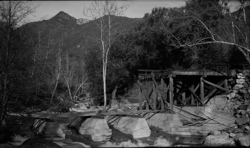 Construction, Bridges, Repairs to Potwisha Bridge