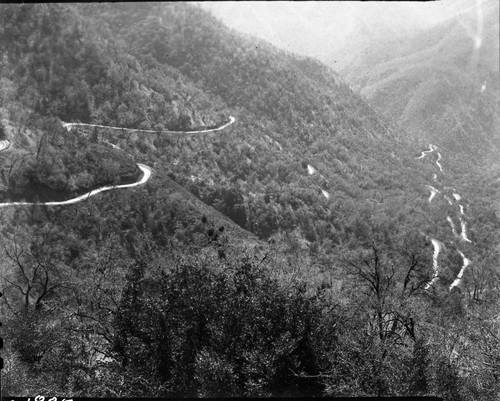 Generals Highway, near Amphitheater Point