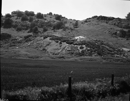 HWY 198 at Allens Gap, Exfoliation and weathering, Exfoliating Granite near Lemon Cove