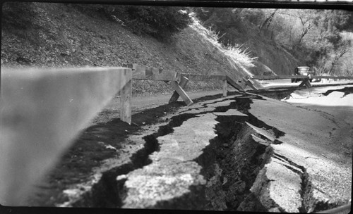 Floods and Storm Damage, slide on Generals Highway