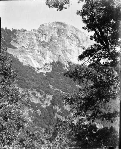 Moro Rock from Generals Highway