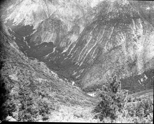 Glaciated Canyons, Tehipite Valley from top of Tehipite Valley Trail