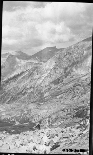 Trail routes, High Sierra Trail view toward rim above lake