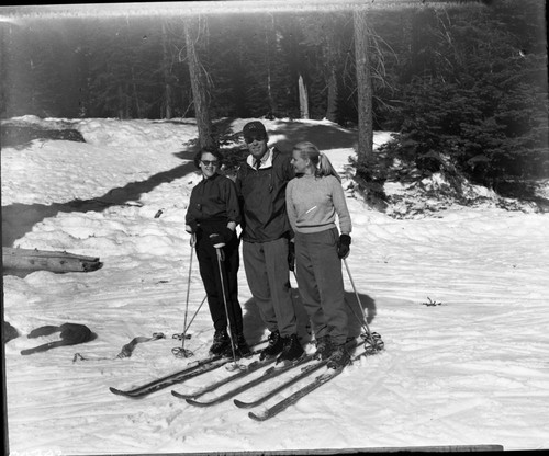 Skiing, Ranger Jack Anderson, Joyce Arnold, Corinn Richardson. NPS Individuals, Misc. Groups