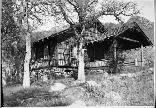 Buildings and utilities, Cottage #1