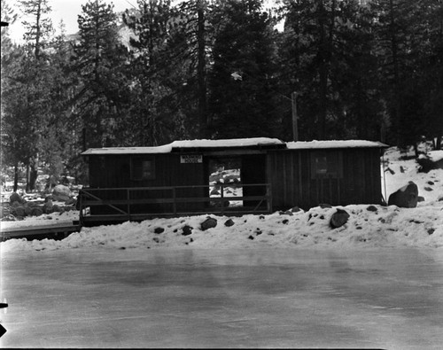 Buildings and Utilities, CCC, new warming hut at skating rink