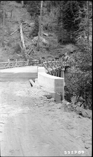 Bridges, Marble Fork Bridge- west end