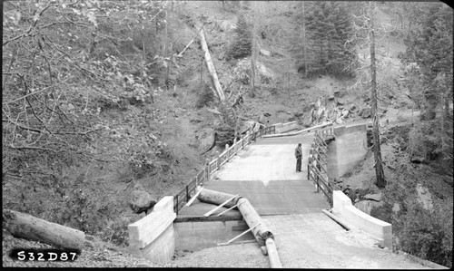 Bridges, Marble Fork Bridge looking easterly