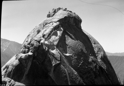 Moro Rock, Hiking, Trails