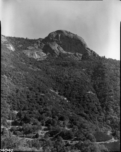 Generals Highway, Foothill Woodland Plant Community, Moro Rock from Amphitheater Point