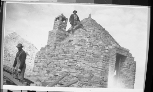 Construction, Backcountry Cabins and Structures, Muir hut construction