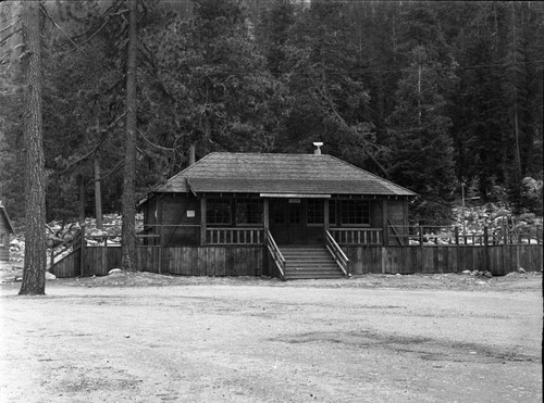 Concessioner Facilities, Lodgepole Market