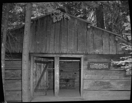 Buildings and Utilities, Gamlin Cabin, Build by Gamlin Brothers in 1872