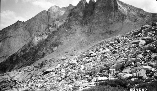 High Sierra Trail Investigation, Talus slopes, Talus bouler field trail will have to cross to reach Precipice Lake