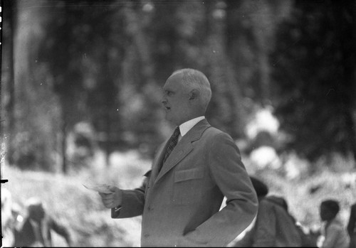 Historic Individuals, Dedications and Ceremonies, Congressman Barbour receiving Key to Park