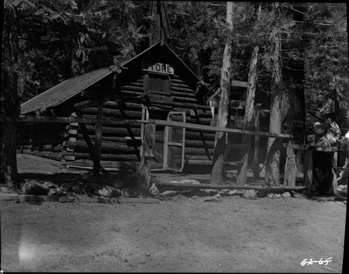 Backcountry cabins and structures, Lewis Camp Store