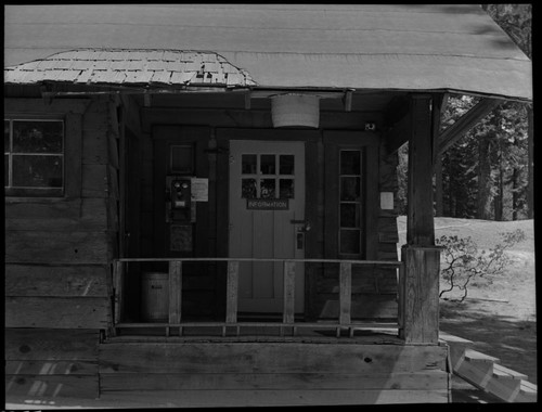 Ranger Stations, Grant Grove Ranger Station