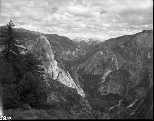 Tehipite Dome, Tehipite Valley