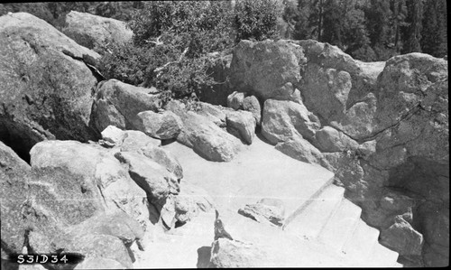 Moro Rock, SNP. Construction, top flight of stairs on trail