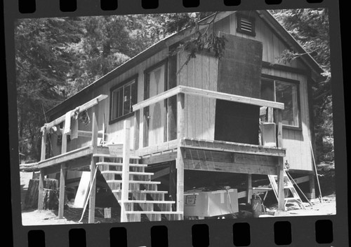 Silver City, Mineral King, Buildings and Utilities, Silver City NPS employee cabins (built in 1984)