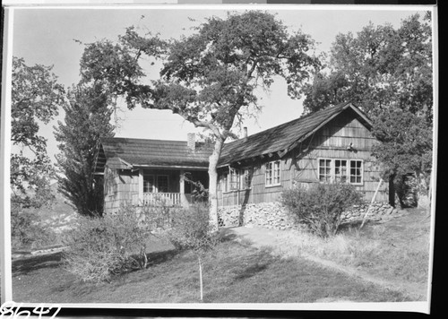 Buildings and Utilities, Administration building