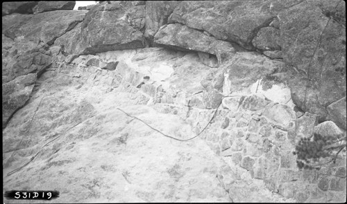 Moro Rock, SNP. Construction, trail - constructed wall