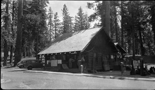 Ranger Stations, Grant Grove Ranger Station