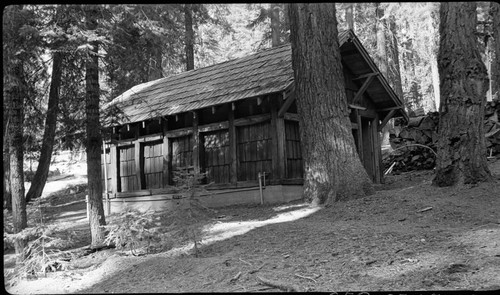 Buildings and Utilities, Public bath house