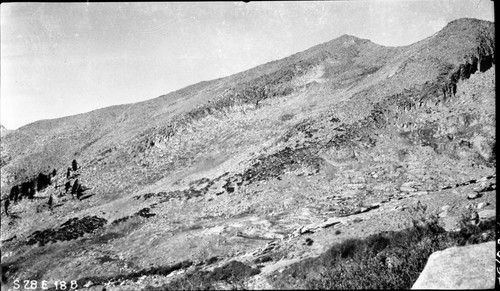 High Sierra Trail Investigation, west from trail at 10,000' elevation. Right panel of a two panel panorama