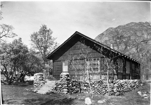 Buildings and utilities, cottage #5