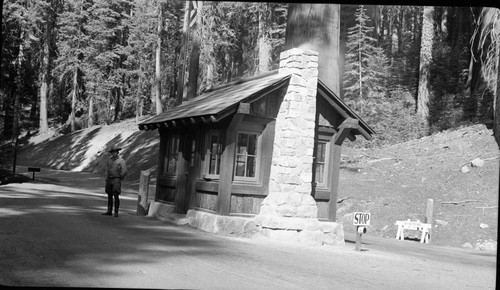 Buildings and Utilities, Lost Grove Entrance Station