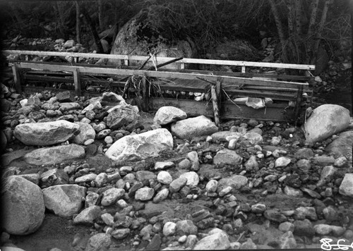 South Fork Kaweah River, Flood and Storm Damage, flood damage to roads and bridges along South Fork