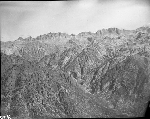 The Palisades, and Middle Kings River Canyon (aerial)