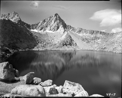 Columbine Lake, Sawtooth Peak. Misc. Glaciation