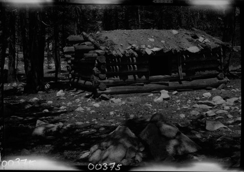 Backcountry Cabins and Structures, Cabin below Tyndall Ranger Station