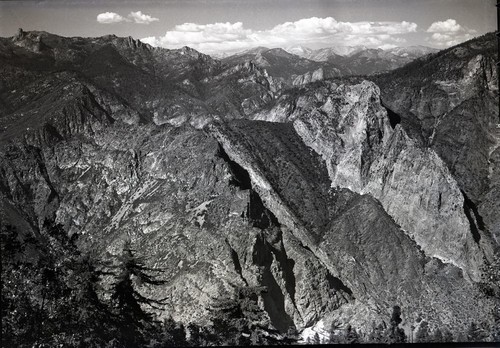 Misc. Geology, Marble outcrops north of Horeshoe Bend and the obelisk. Kings River drainage