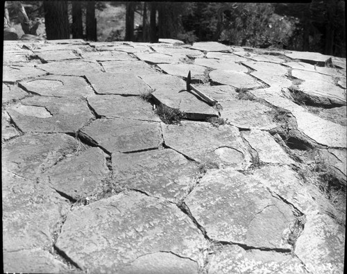 Devil's Postpile National Monument, Volcanism, Basaltic Columns, Misc. Glaciation - Glacial Polish on top of postpile