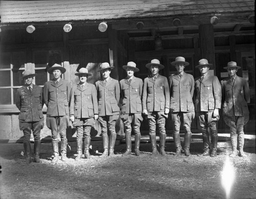 NPS Groups, Naturalist Staff